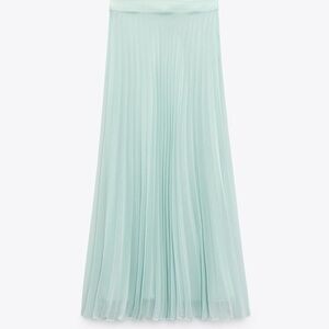 Light blue Zara pleated midi skirt XS